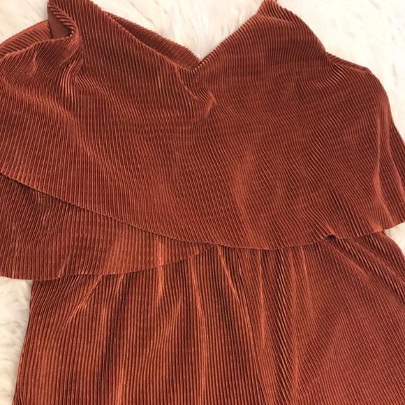 Silence + Noise XS shorts brown brick color romper - Picture 2 of 7